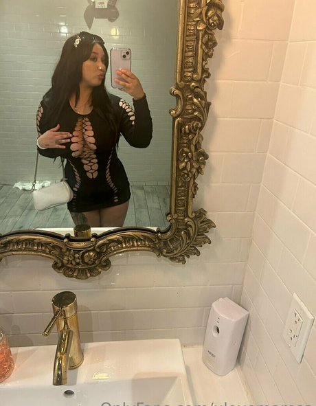 Ulovemaress model adult img