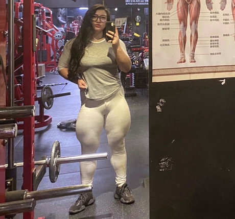 Guohui high quality actress pic