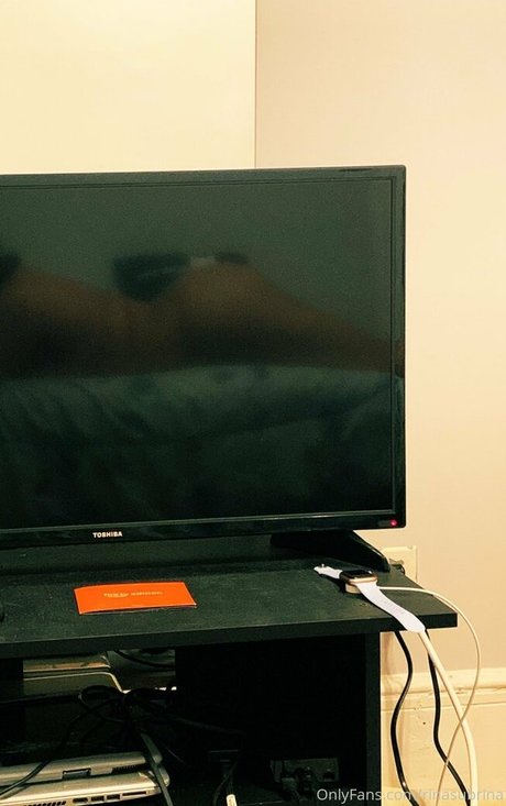 wet pussy onlyfans nude image