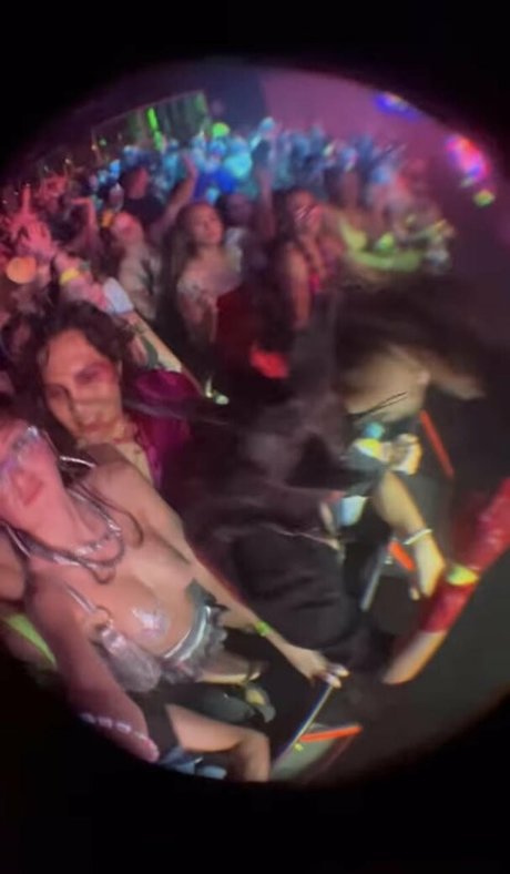 Anuheanihipali model perfect img