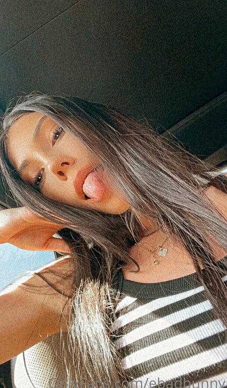 ebadbunny model hd pic