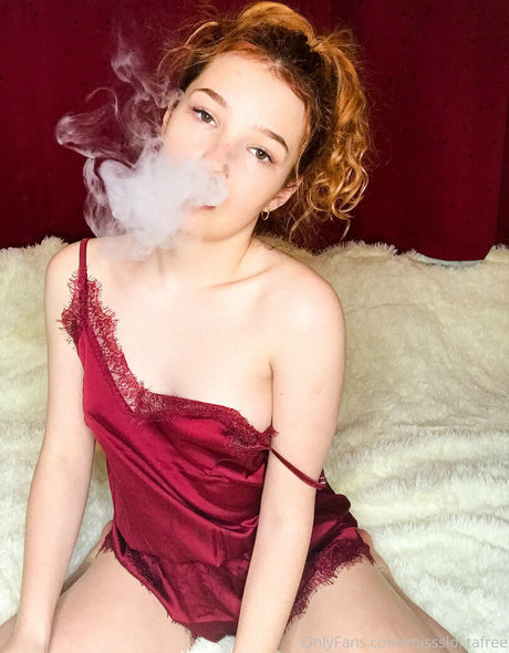 kathynude free star hot images