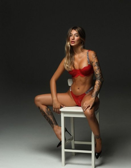 Raissa Bejar nice star picture