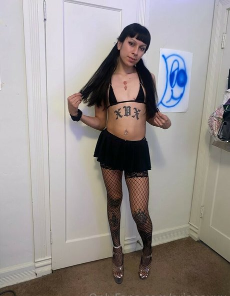 ariaaaxxx hd actress img