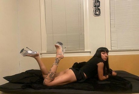 ariaaaxxx hd pornstar galleries