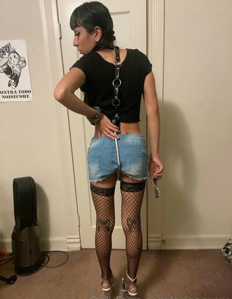 ariaaaxxx free actress pictures