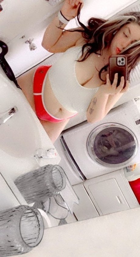 u220341892 star nude pics