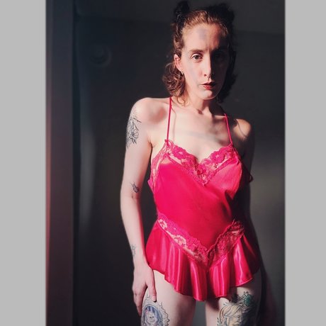 Miss Ari of the Labyrinth_ star nudes picture