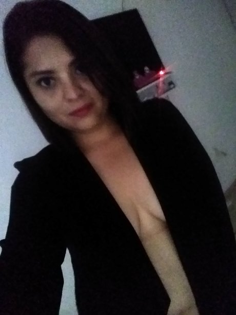 Lluvia sexy pornstar pictures