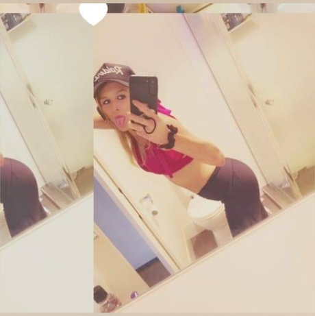 Submissive Lil Hoe pornstar best photo