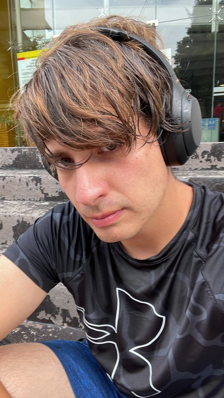 Roberto Alejandro pornstar free image