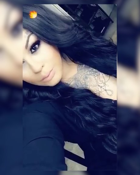 Nikole Londyn nude pornstar galleries