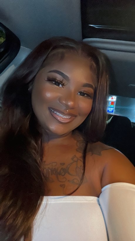 AvaNavalley hot actress archive