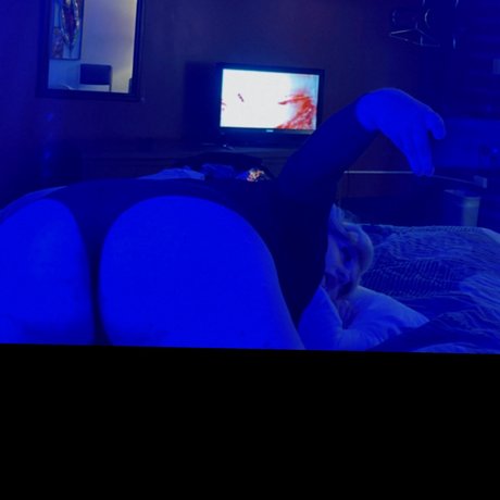 Tayl r ctavia sexy actress img