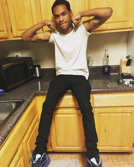 upt sticks model porn picture