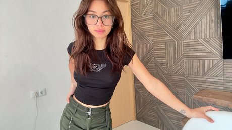 Paula Valentina pretty star pic