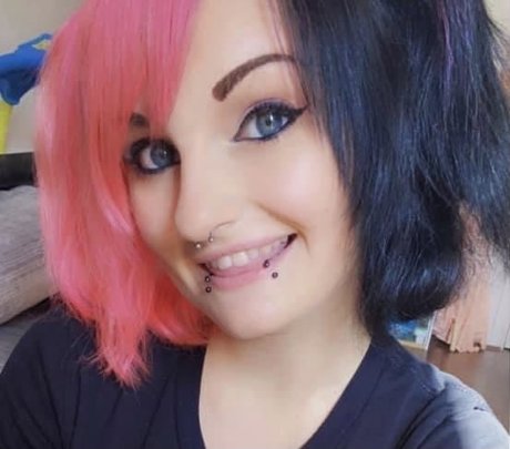 ebony top onlyfans pretty photos