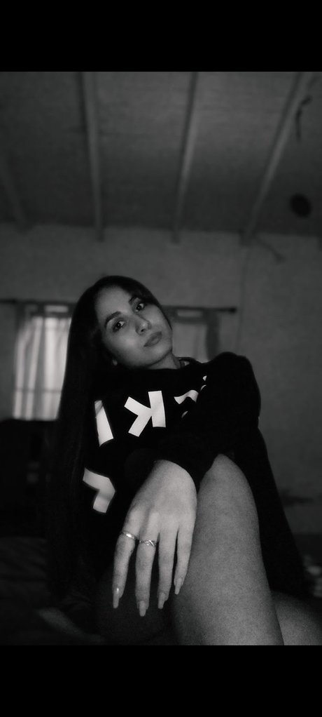 Ori Medina pornstar free photo