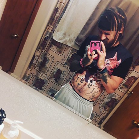 Dylan Stuedemann pornographic star pic