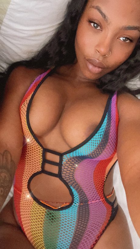 Dejjareee pornstar nude photo