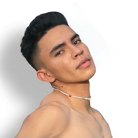 Dhaniel Carvajal pornographic model img