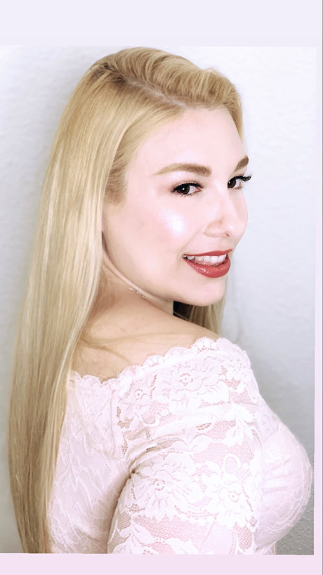 cheerleader onlyfans nude picture