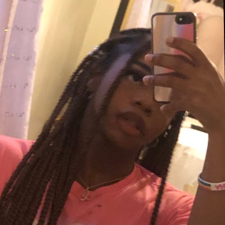 Bambi Deaux star sex photos