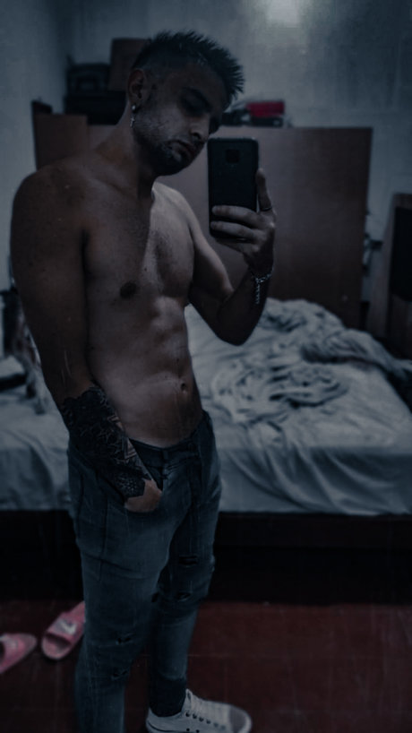 Porte Sky pornstar img