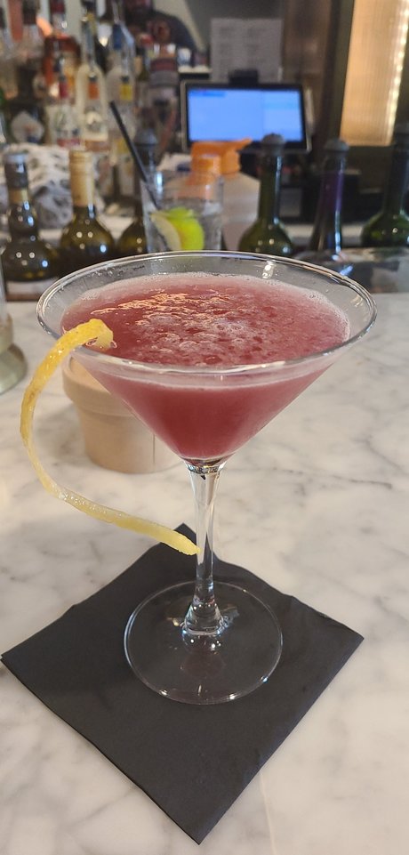 Stoof Holmes hd model pictures