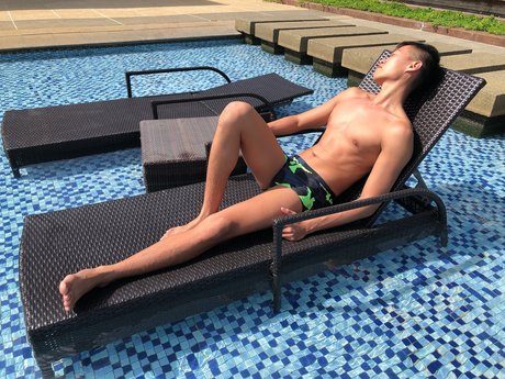 _uncensored john exclusive model photo