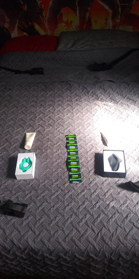 Joseph blue model exclusive image