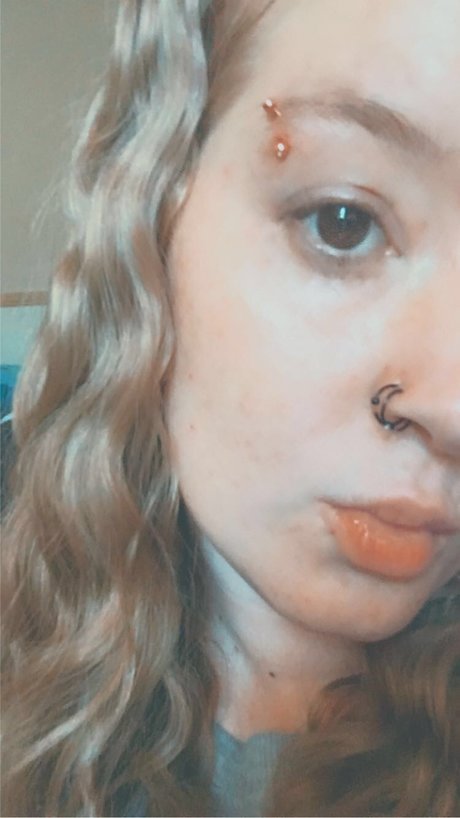 LovelyLeo94 pornstar high quality archive