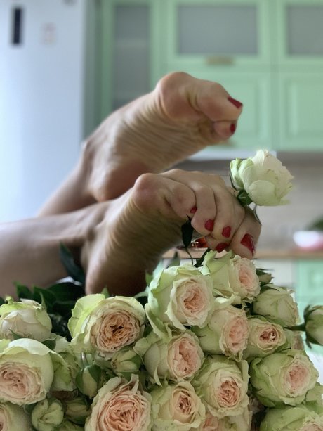 Pointe Queen perfect actress pictures