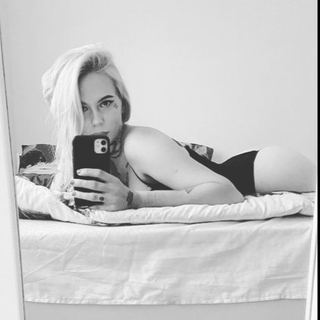 Mrs Who_ star high quality pictures