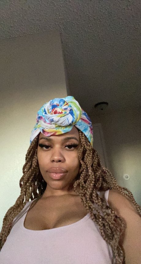 phthalo beautiful model pictures