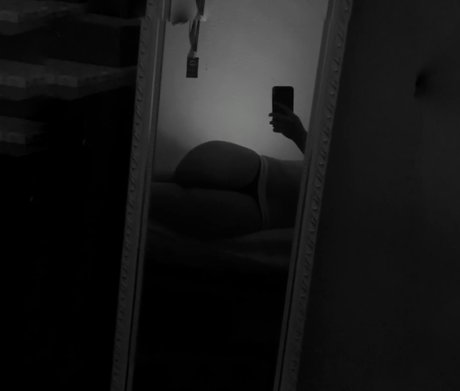 Nikki VIP sex pornstar picture