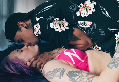 PinkHalfEgg art pornstar photo