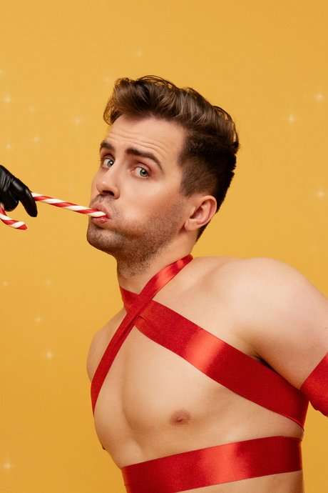 GraysonFin model erotic photo