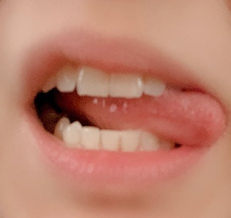 Pussycat model top images