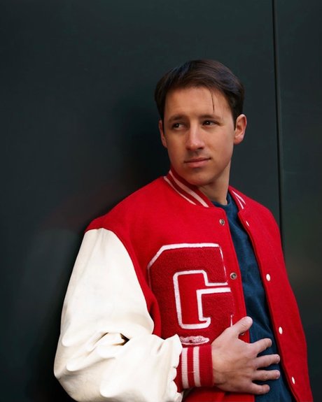 Call me Tony free actress images