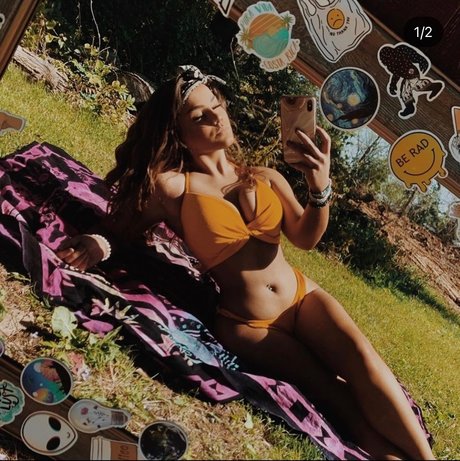 Taylor Hacker star pornographic gallery