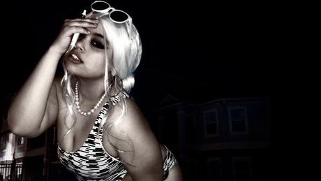 _L CA sent a chat_ exclusive model image