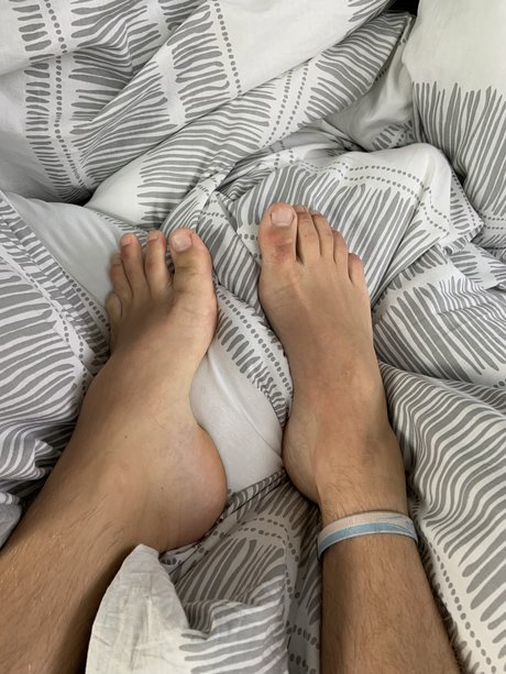Gay Runner s Feet actress img