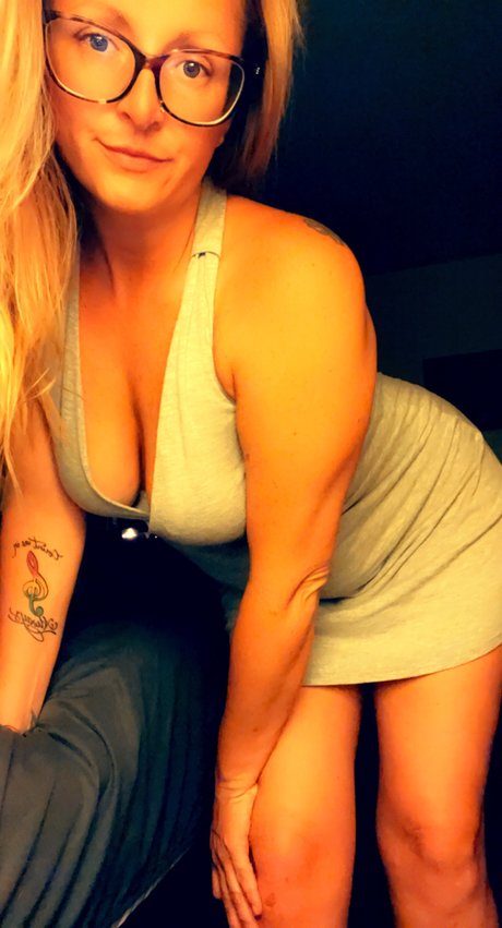 Lonelylady86 free actress img