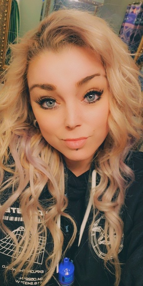 Brittany Cameron star high quality photo