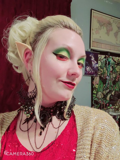 DiscoPanda123 art actress pics