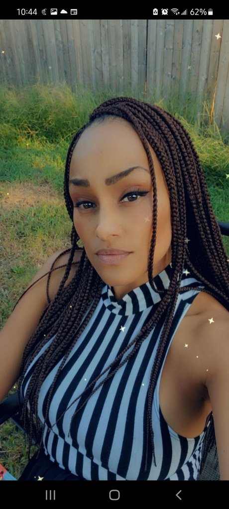 myalterego44 perfect model picture