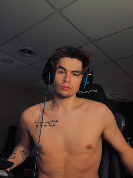 Dirty Tristan free actress archive