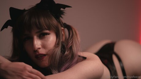 Nyx Foxxe exclusive actress pictures