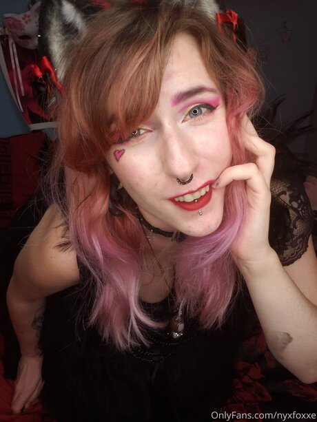 Nyx Foxxe pornographic star archive